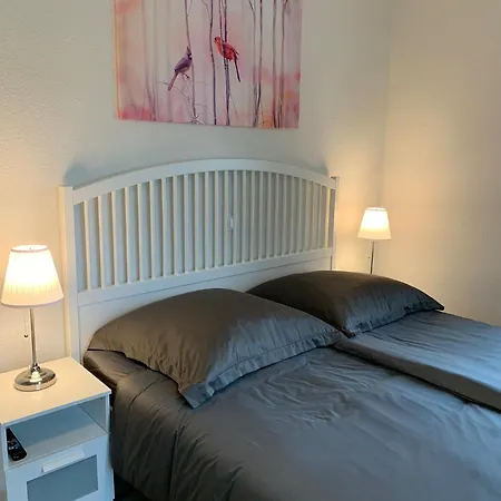 2404 App 6 In Apartment *